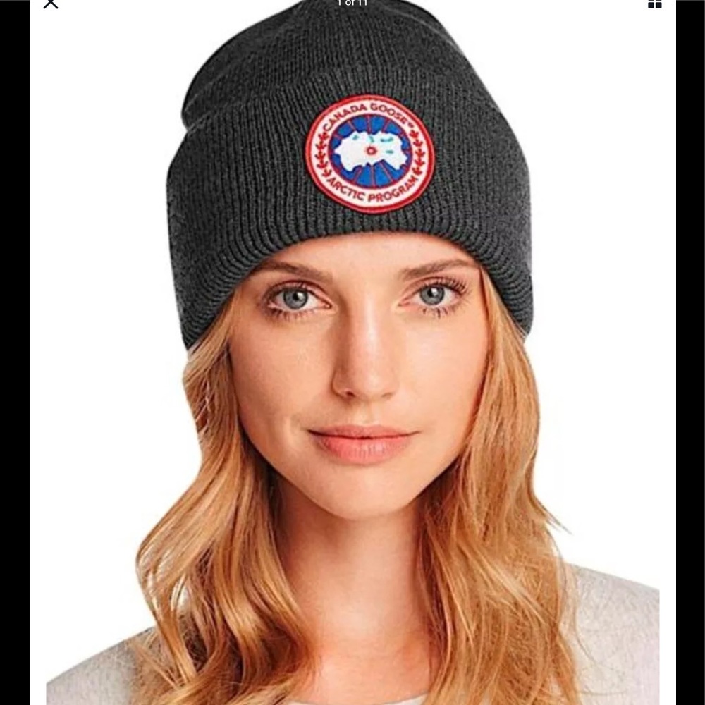 Canada Goose Arctic Disc Toque Beanie Unisex